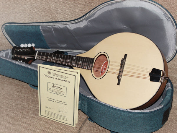 Eastman PCH-M104 Nat A-Style Flattop Oval Hole Mandolin - Natural
