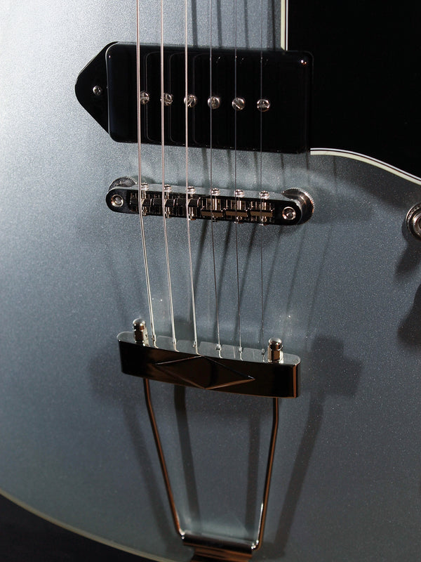 Eastman T64 Trapeze Iced Blue Metallic Hollowbody Electric Guitar