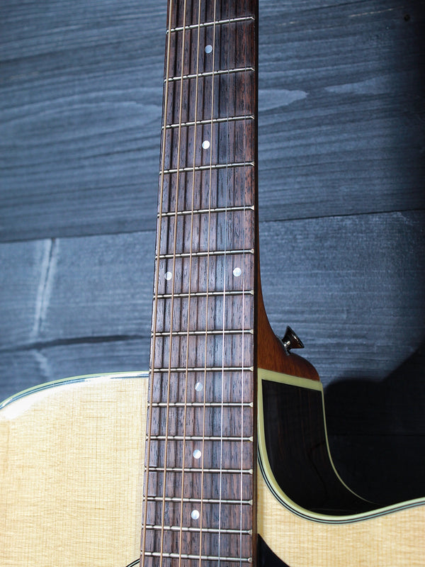 Pre-Owned Guild D-150ce Solid Rosewood Dreadnought Acoustic-Electric Guitar