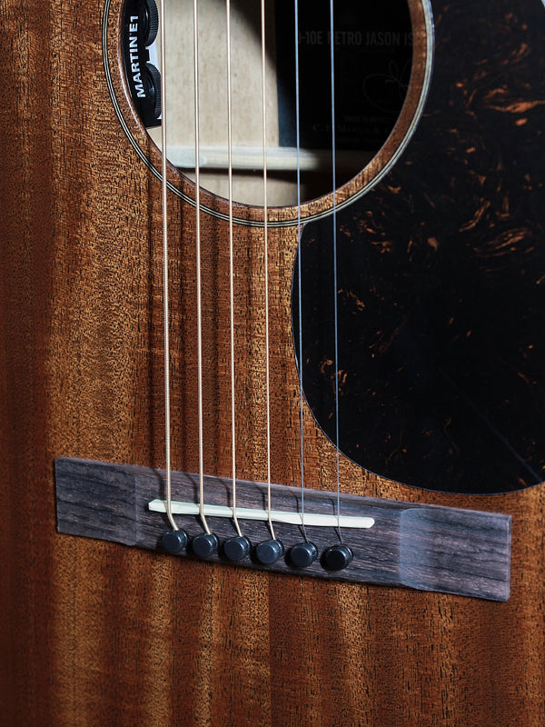 Bridge and saddle Martin 0-10E Retro Jason Isbell Signature acoustic guitar