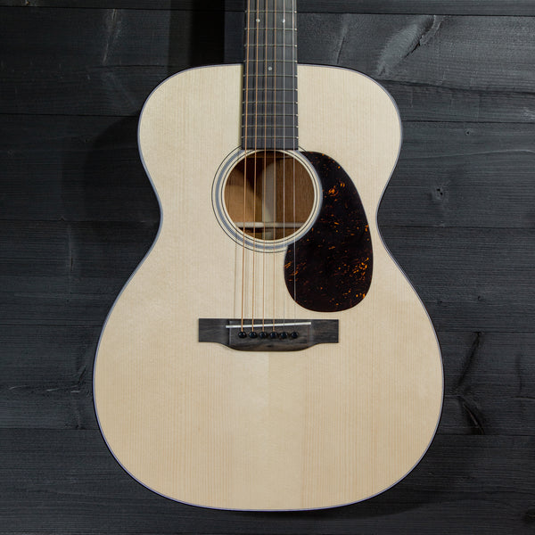 Martin Custom Shop 000-18 Authentic 1937 Natural Vintage Low-Gloss Finish Acoustic