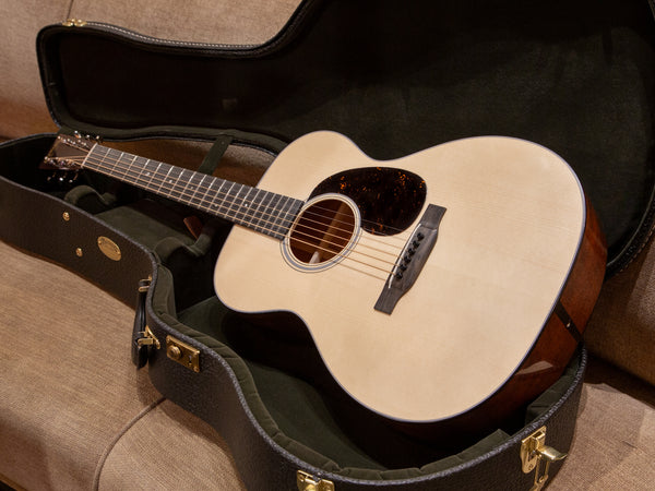 Martin Custom Shop 000-18 Authentic 1937 Natural Vintage Low-Gloss Finish Acoustic