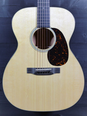 Martin 000-18 premium acoustic guitar at Tobias Music