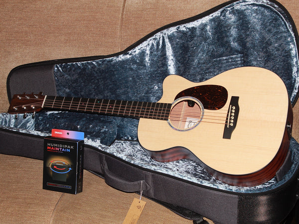   Martin 000C Jr-E acoustic-electric guitar deluxe Softshell case