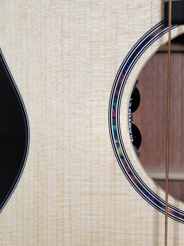 Martin 000C Jr-E acoustic-electric guitar top view rosette and electronics