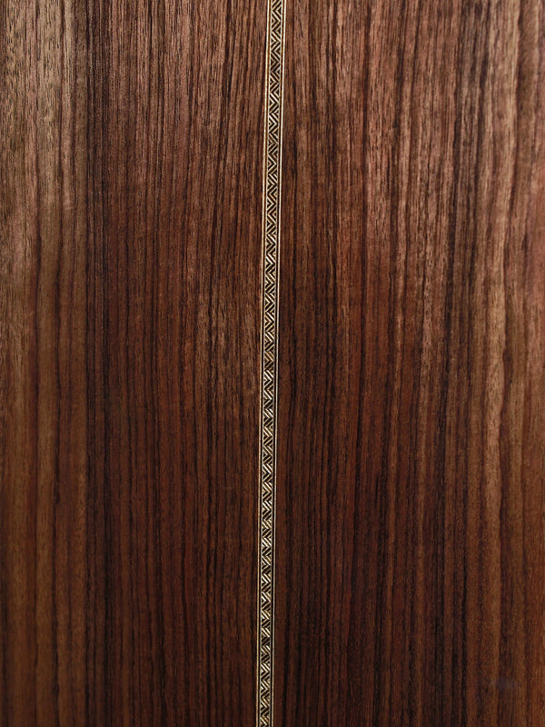 Martin 0012-28 Modern Deluxe 00 12-fret acoustic guitar rosewood grain close up