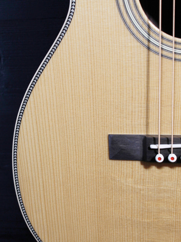 Martin 0012-28 Modern Deluxe 00 12-fret acoustic guitar spruce lower bout