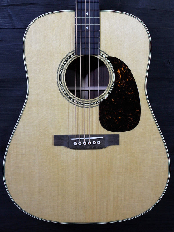 Martin D-28 Standard Series Rosewood Dreadnought - Acoustic Guitar