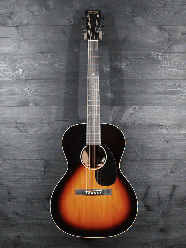 Martin CEO-7 Acoustic Guitar | Adirondack Spruce & Mahogany 00 Slope Shoulder