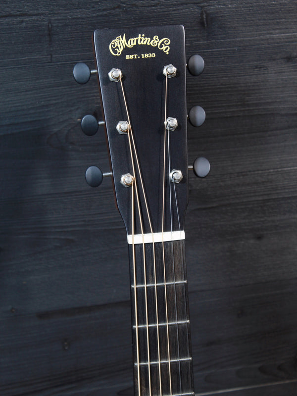 Martin CEO-7 Acoustic Guitar | Adirondack Spruce & Mahogany 00 Slope Shoulder