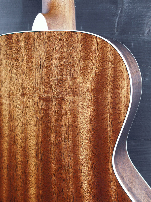 Martin CEO-7 Acoustic Guitar | Adirondack Spruce & Mahogany 00 Slope Shoulder