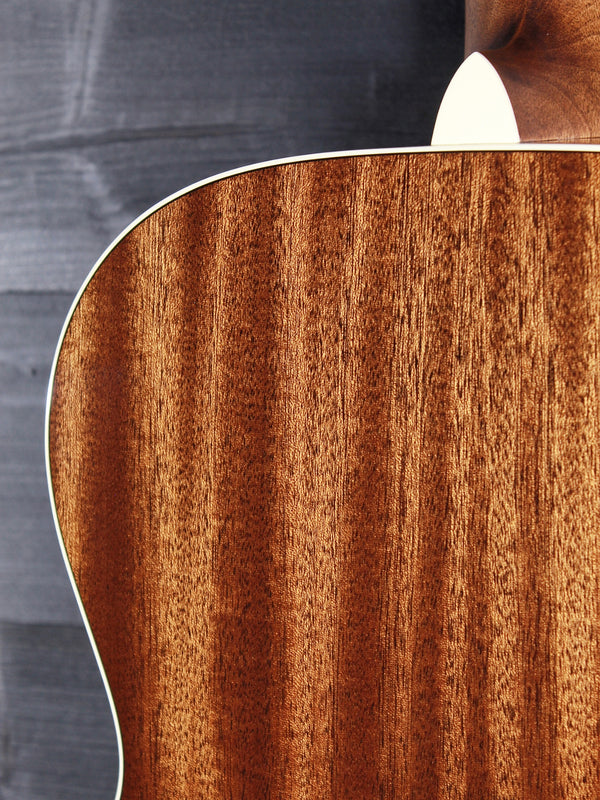 Martin CEO-7 solid mahogany back