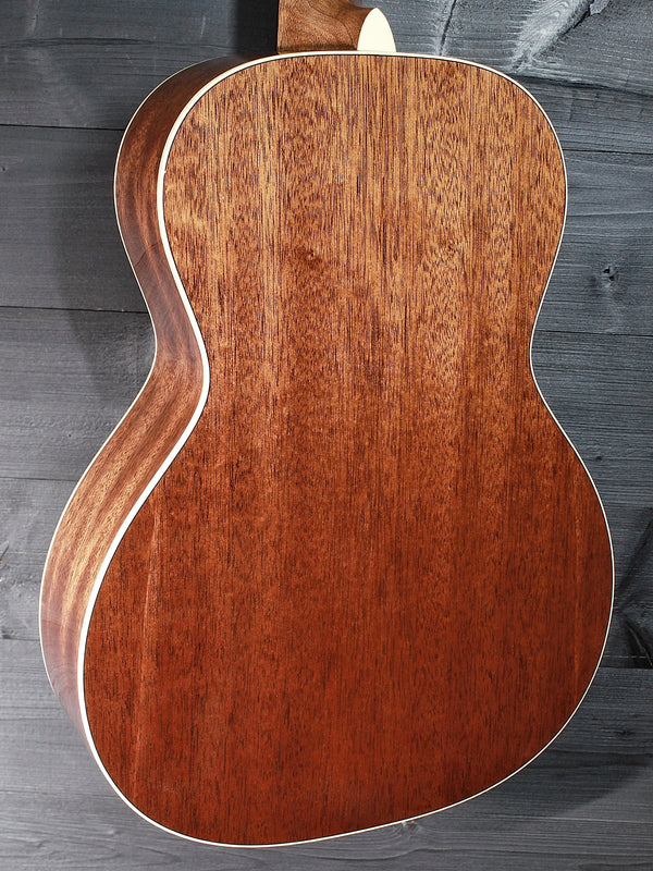 Martin CEO-7 Mahogany / Adirondack 00 Acoustic Guitar