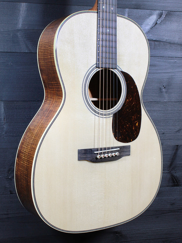 Certified European High Altitude Swiss Spruce top on Martin Custom Shop 000