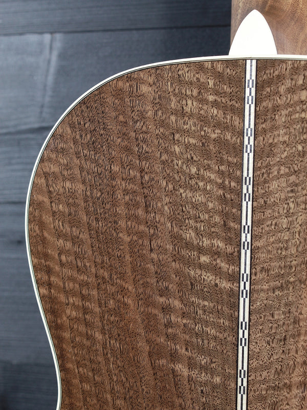 Martin Custom Shop 0-12 Fret • Premium Bastogne Walnut Acoustic Guitar