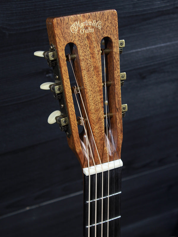 Martin Custom Shop 0-18K2 CFM IV all Hawaiian koa 12-fret acoustic guitar headstock