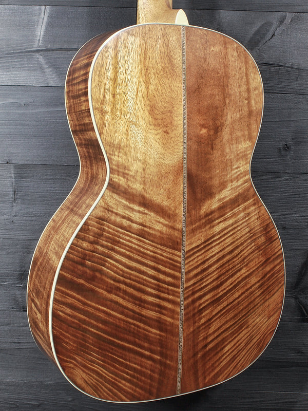 Martin Custom Shop 000-28K 1921 — All-Solid Hawaiian Koa Custom Shop Editions