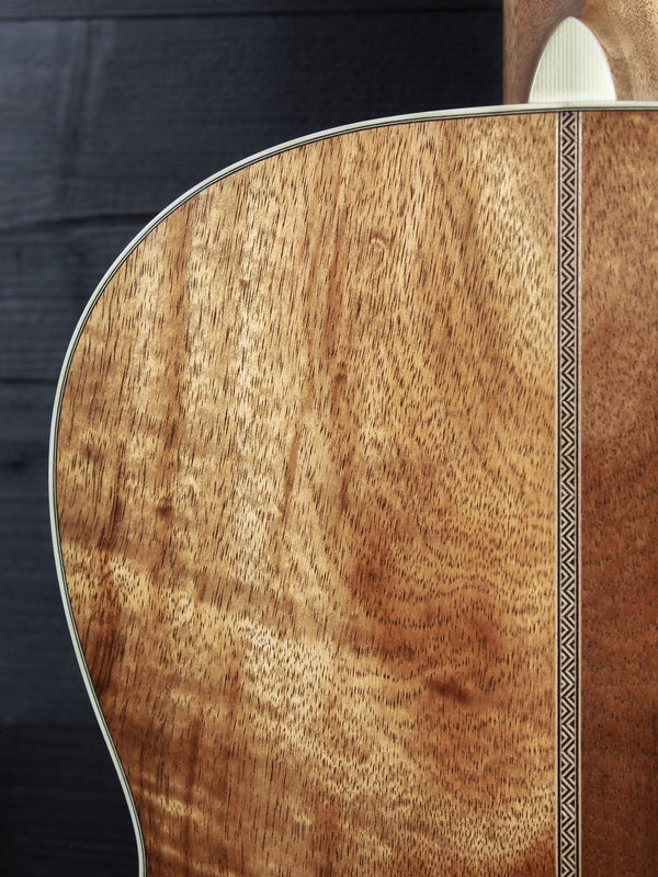Martin Custom Shop 000-28K 1921 — All-Solid Hawaiian Koa Custom Shop Editions