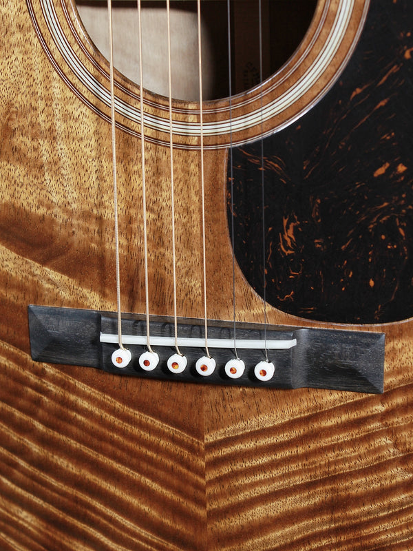 Martin Custom Shop 000-28K 1921 — All-Solid Hawaiian Koa Custom Shop Editions