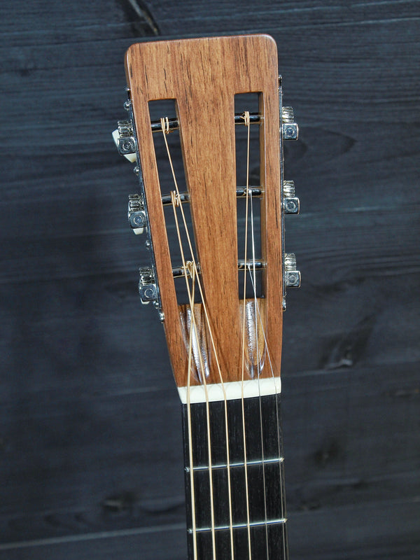 Martin Custom Shop 000-28K 1921 — All-Solid Hawaiian Koa Custom Shop Editions