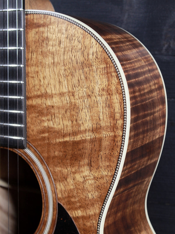 Martin Custom Shop 000-28K 1921 — All-Solid Hawaiian Koa Custom Shop Editions
