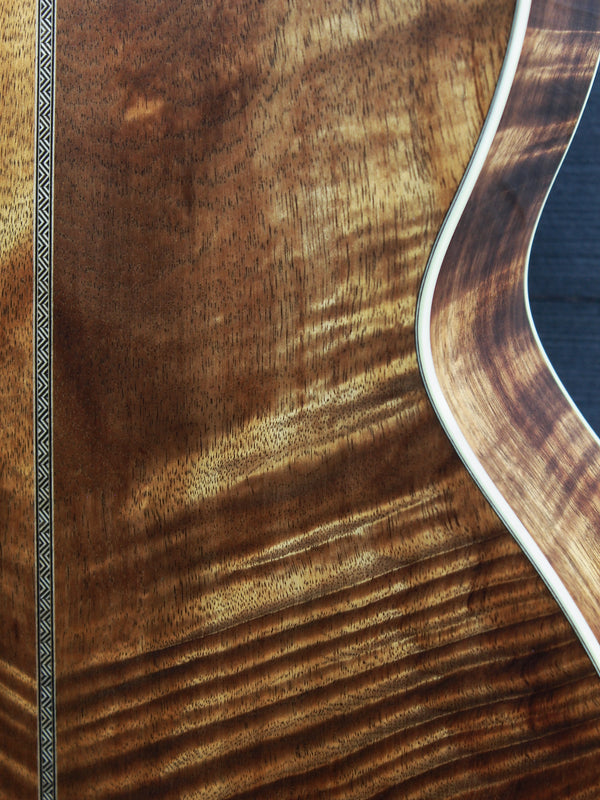 Martin Custom Shop 000-28K 1921 — All-Solid Hawaiian Koa Custom Shop Editions