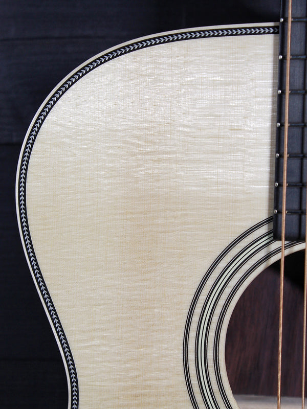Adirondack braced Martin Custom Shop 000 acoustic Swiss Spruce