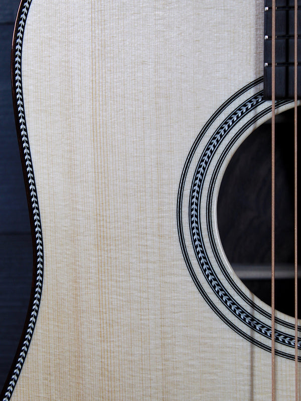 Martin Custom Shop Expert HD28 Style Wild Grain Rosewood Dreadnought Acoustic Guitar