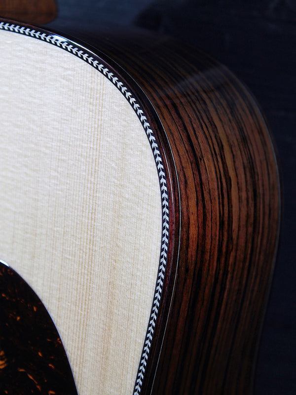 Martin Custom Shop Expert HD28 Style Wild Grain Rosewood Dreadnought Acoustic Guitar