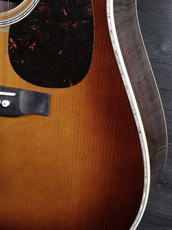 Top and sides Detail of the Martin D-41 dreadnought body and top