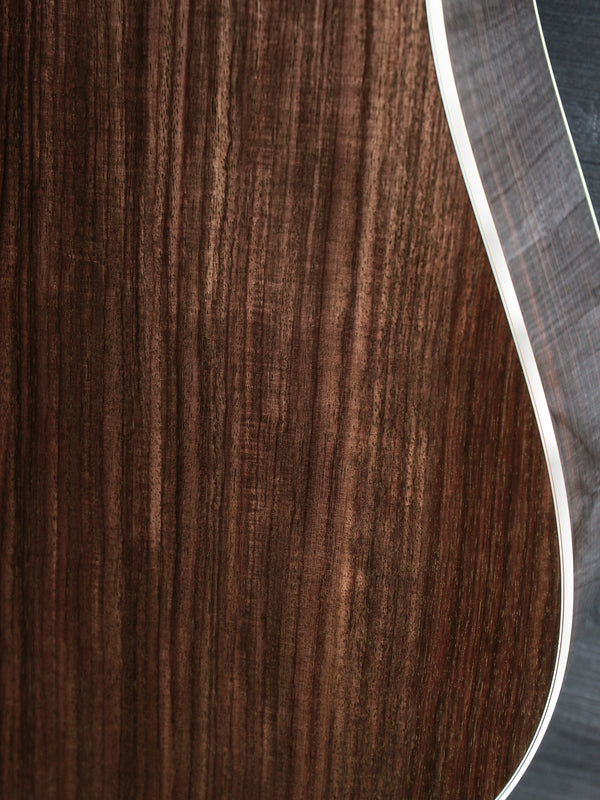 Martin D-41 – Spruce & Rosewood Dreadnought Acoustic Guitar