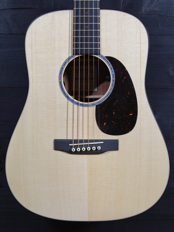 Martin D Jr-E acoustic electric guitar spruce top