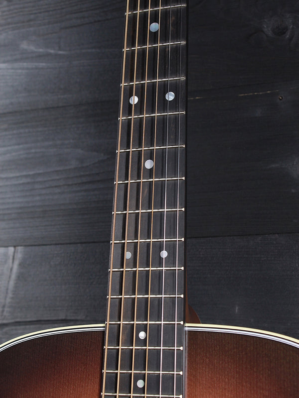 Martin D-28 1935 Sunburst Ebony fretboard and inlay 