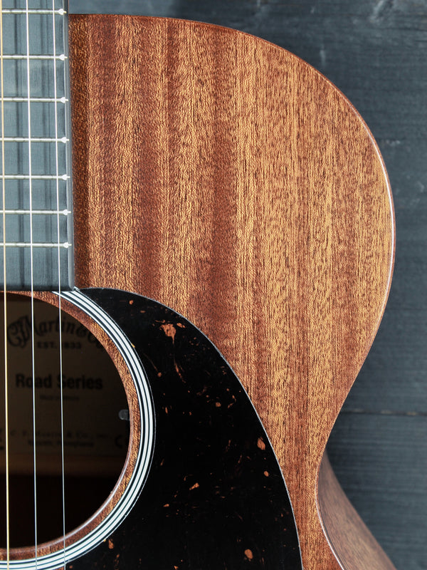 Martin 000-10E Sapele Road Series - Solid Wood Acoustic-Electric Guitar