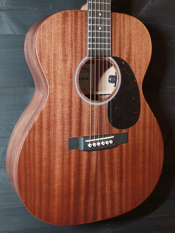 Martin 000-10E Sapele Road Series - Solid Wood Acoustic-Electric Guitar