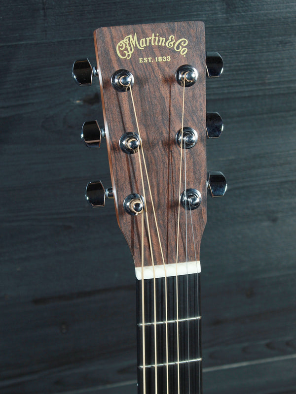 Martin 000-10E Sapele Road Series - Solid Wood Acoustic-Electric Guitar