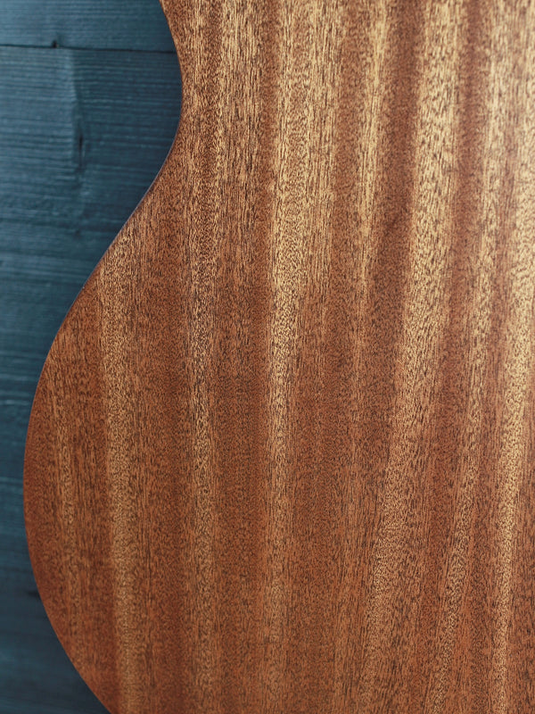 Martin 000-10E Sapele Road Series - Solid Wood Acoustic-Electric Guitar