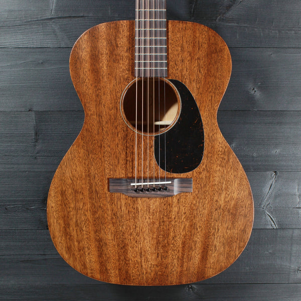 Martin 000-15M Mahogany Satin Finish  - All Solid Wood Made-in-USA Acoustic Guitar