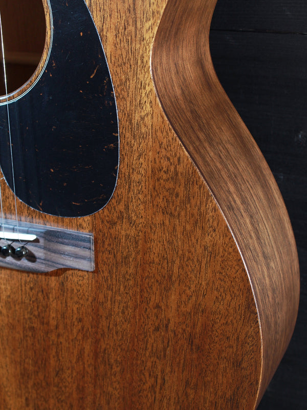 Martin 000-15M Mahogany Satin Finish  - All Solid Wood Made-in-USA Acoustic Guitar