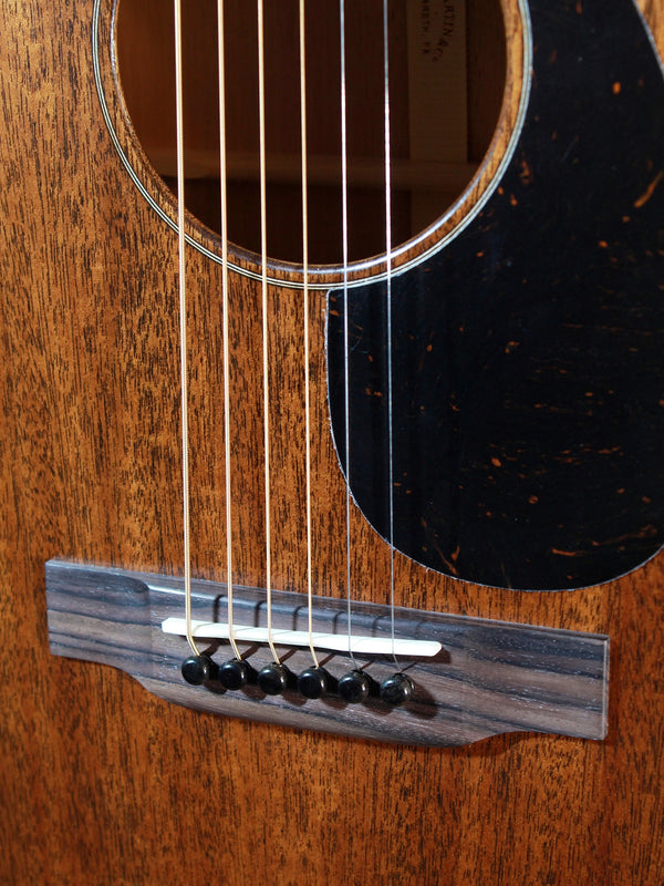 Martin 000-15M Mahogany Satin Finish  - All Solid Wood Made-in-USA Acoustic Guitar