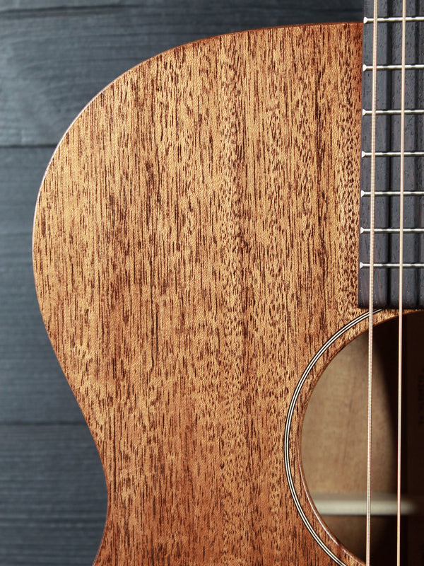 Martin 000-15M Mahogany Satin Finish  - All Solid Wood Made-in-USA Acoustic Guitar