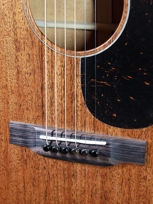 Martin 000-15M Mahogany Satin Finish  - All Solid Wood Made-in-USA Acoustic Guitar