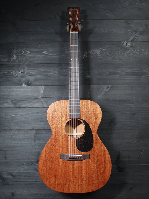 Martin 000-15M Mahogany Satin Finish  - All Solid Wood Made-in-USA Acoustic Guitar