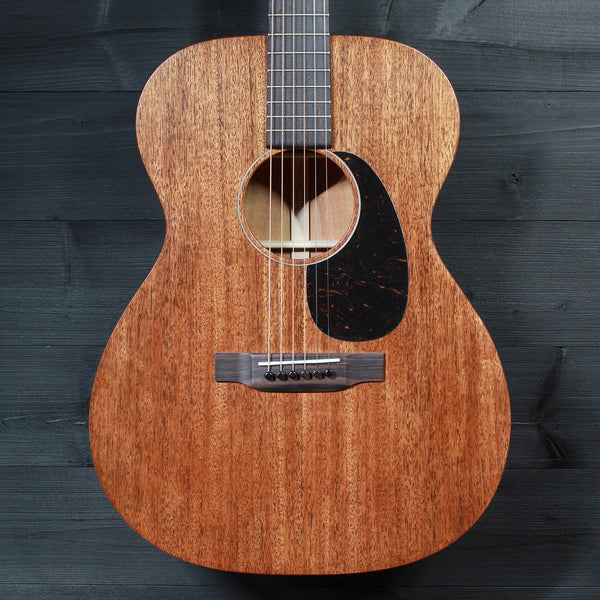 Martin 000-15M Mahogany Satin Finish  - All Solid Wood Made-in-USA Acoustic Guitar