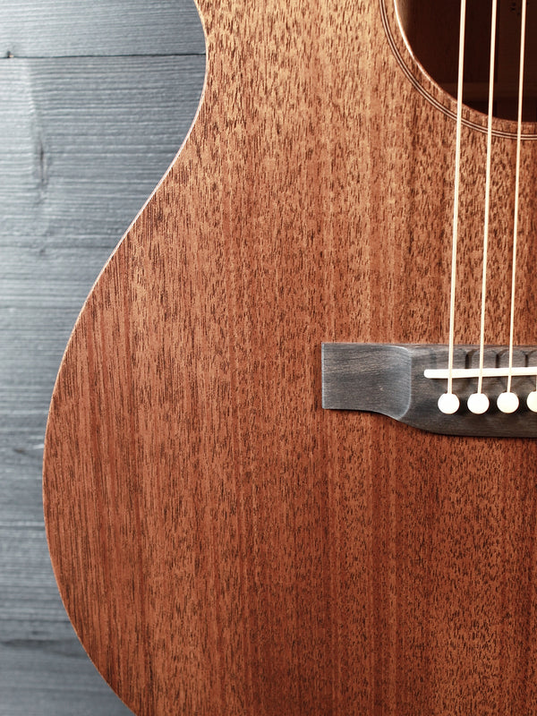 Martin Guitar 000-17 Solid Mahogany Acoustic Guitar