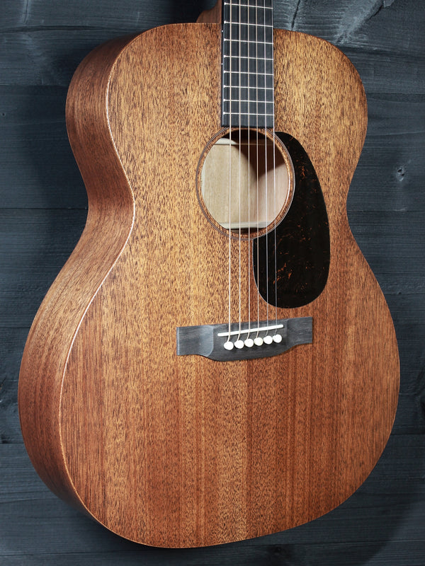 Martin Guitar 000-17 Solid Mahogany Acoustic Guitar