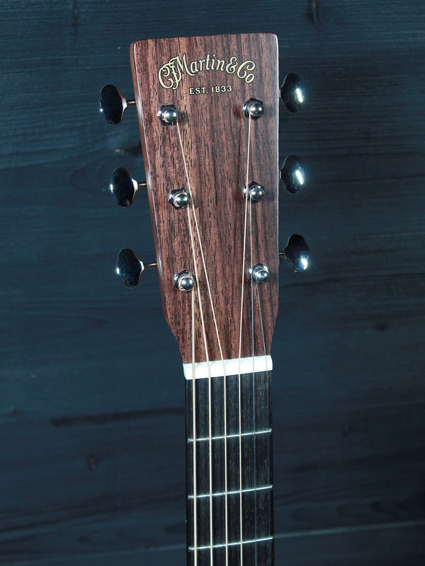 Martin Guitar 000-17 Solid Mahogany Acoustic Guitar