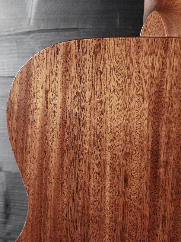 Martin Guitar 000-17 Solid Mahogany Acoustic Guitar