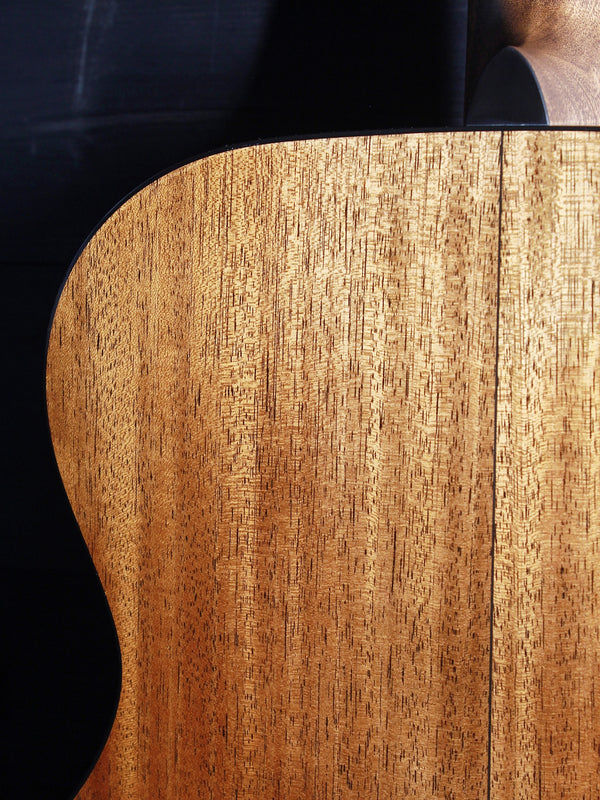 Martin 000-18 Standard Series Mahogany / Spruce Acoustic Guitar