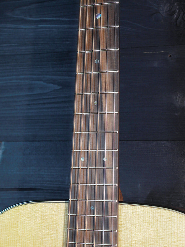 Martin 000-18 Standard Series Mahogany / Spruce Acoustic Guitar